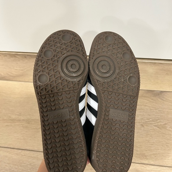 samba adidas women’s sneakers size 6 black - Picture 2 of 5